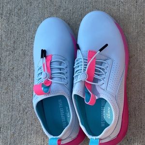 Women’s Electron Rose Clove Shoes Size 8